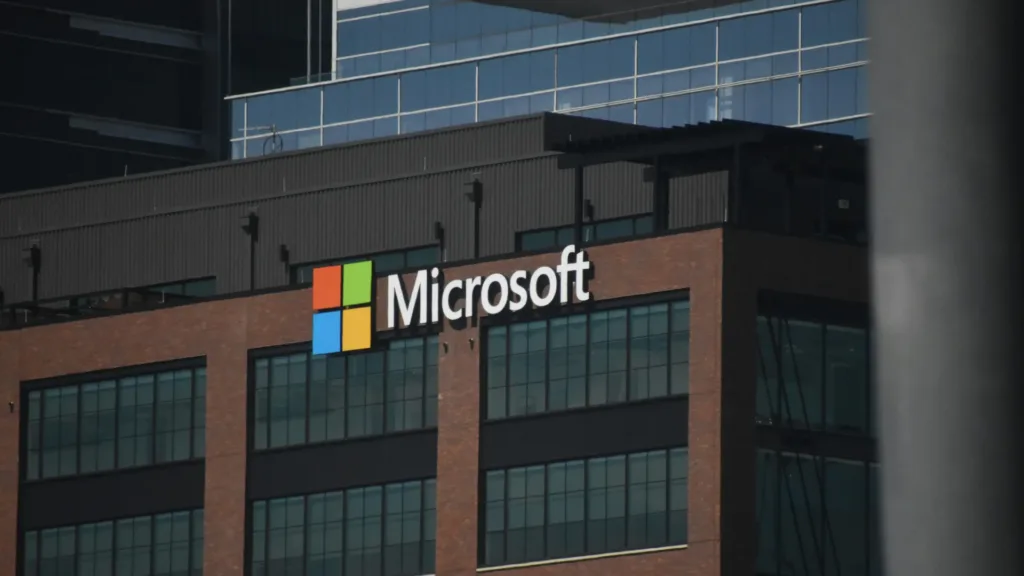 Microsoft ολοκλήρωσε έρευνα για χρήση Azure από Ισραήλ, εισάγει ελέγχους