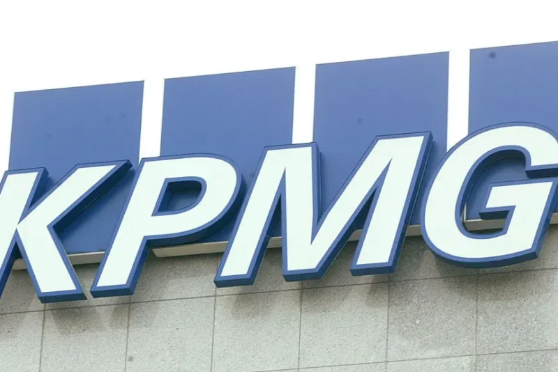 KPMG: Κατηγορίες για «παραισθήσεις» τεχνητής νοημοσύνης σε έκθεση