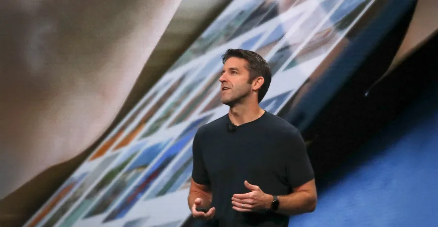Τζον Τέρνους νέος CEO της Apple από 1η Σεπτεμβρίου, Τιμ Κουκ Εκτελεστικός Πρόεδρος